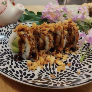 98.Uramaki Salmó Frito(4 Uds.)