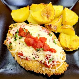 Snitel din piept de pui cu cascaval