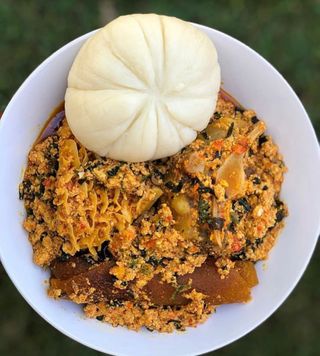 Eguisi Soup et Igname Poundo