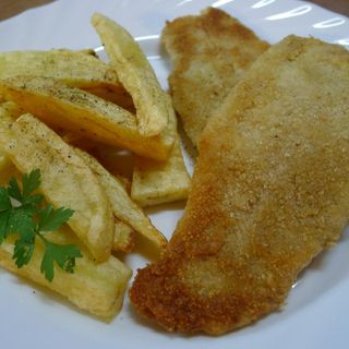 Filetes De Merluza Marinados Empanados