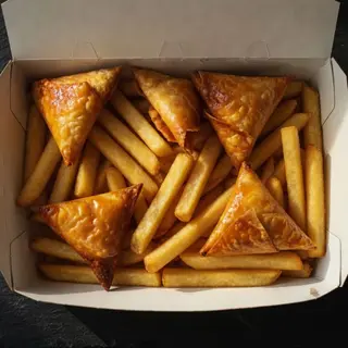 CHICKEN SAMOSA