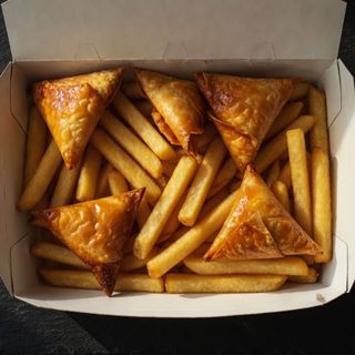 CHICKEN SAMOSA