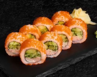 Каліфорнія зі сніжним крабом в ікрі (235г)