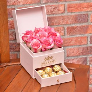 Boite De Fleurs R Et Chocolat