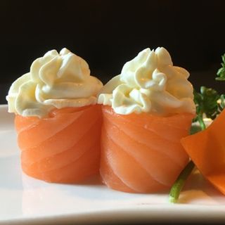 37. Gunkan Philadelphia