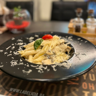 Penne Alfredo