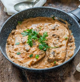 Svinjski odrezak u umaku od šampinjona