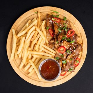 *Свинина карамелізована з кавою