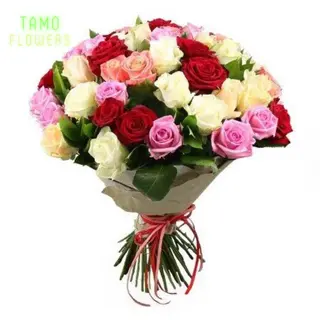 12 mixed roses 
