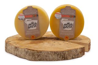 QUESO IDIAZABAL ARTZAI GAZTA (QUESO DE PASTOR VASCO)