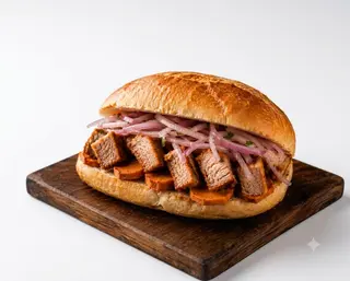 Pan Con Chicharrón