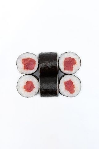 Макі з тунцем