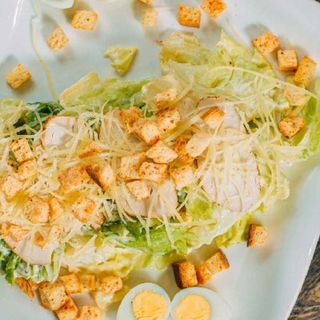 Цезарь с курицей