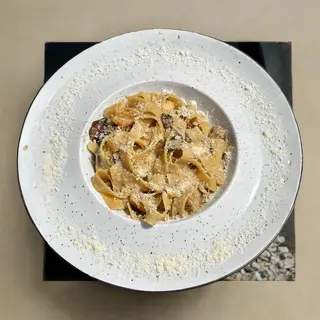 Фетучіні з куркою і грибами (285г)