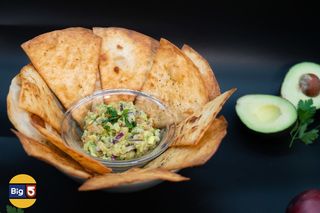 Guacamole & Homemade tortilla chips(BIG5)