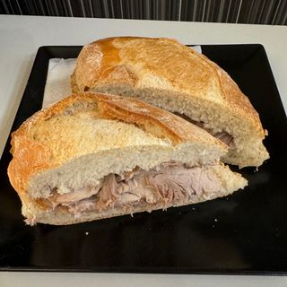 Bocadillo de Pata de cerdo