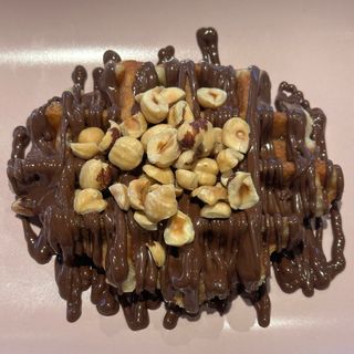 Waffle al cioccolato bianco e brownies al cioccolato bianco