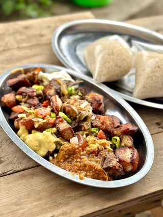 Porc Braisé & Attiéké