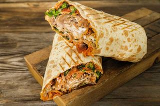 მექსიკური მდნარი ყველით ლავაშით