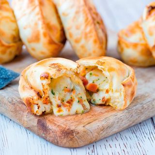Empanada Caprese