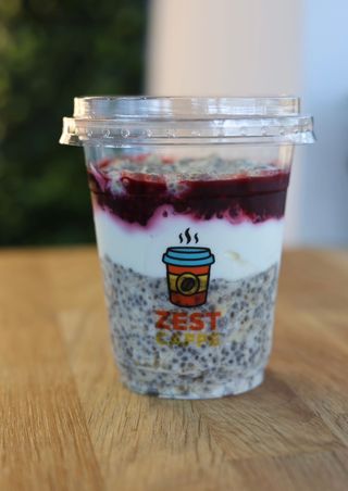 Overnight Oats cu fructe de pădure