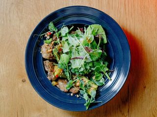 Теплий салат з курячою печінкою (200g)