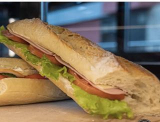 Сандвич с шунка