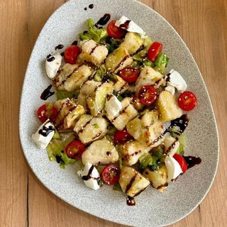 Салат с хрустящими баклажанами