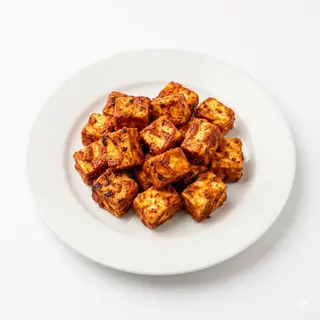 24. Queso Casero Marinado Al Tandoor