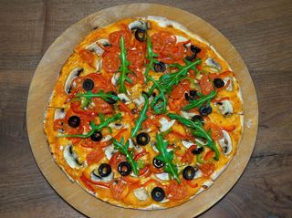 პიცა ბოსტნეულით