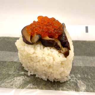 Onigiri Shiitake Ikura 120 g