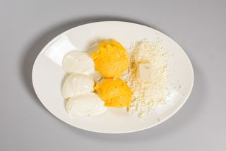 Mamaliguta cu branza si smantana