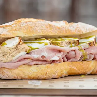 Mortadella e affumicata