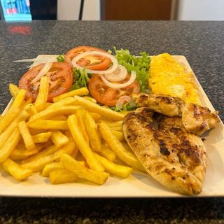 Pechuga De Pollo Con Patatas