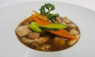 Pollo con verdure