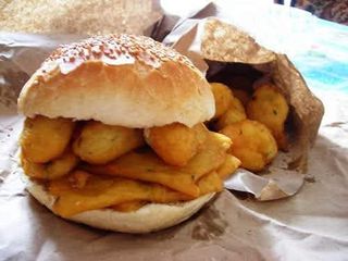 Panino con panelle e crocche'