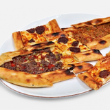 3 Mevsim Karışık Pide (3 Seasons Mixed Pide)