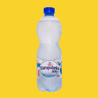 woda niegazowana Staropolanka 0,5 l