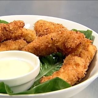 Palitos de pollo con alioli 4 unidades 