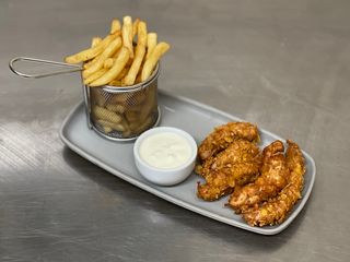 CRISPY STRIPS | 490GR / 753KCAL | 