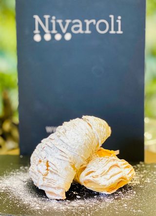 Sfogliatella farcita con ricotta vaccina 3 pezzi 