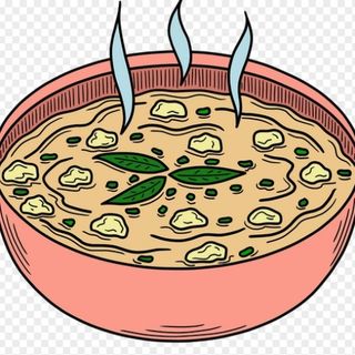 Zupa pomidorowa z makaronem i śmietaną