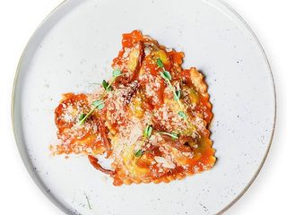 Равіолі з телятиною та білими грибами (260g)