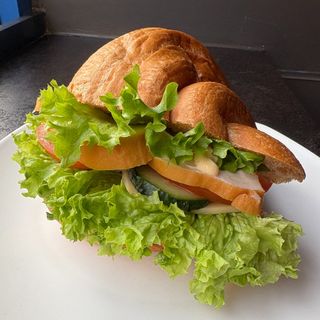 Круасан з куркою (1шт)