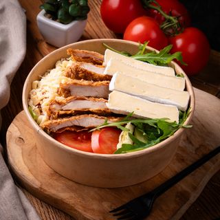 Sałatka Sezonowa Serowa ok. 450g