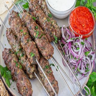 SHEEK KEBAB (BROCHETA DE CORDERO )