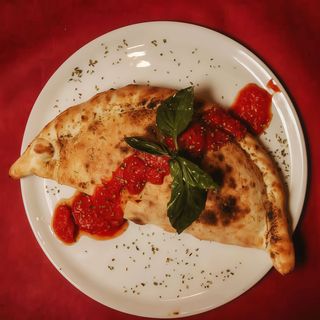 Pizza calzone Robertone