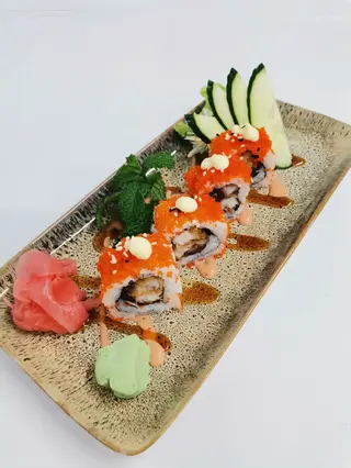 Q17 Uramaki Topico (4 Uds.)