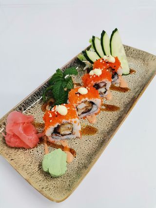 Q17 Uramaki Topico (4 Uds.)