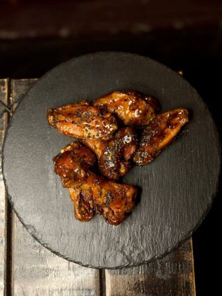 Курячі крильця теріякі